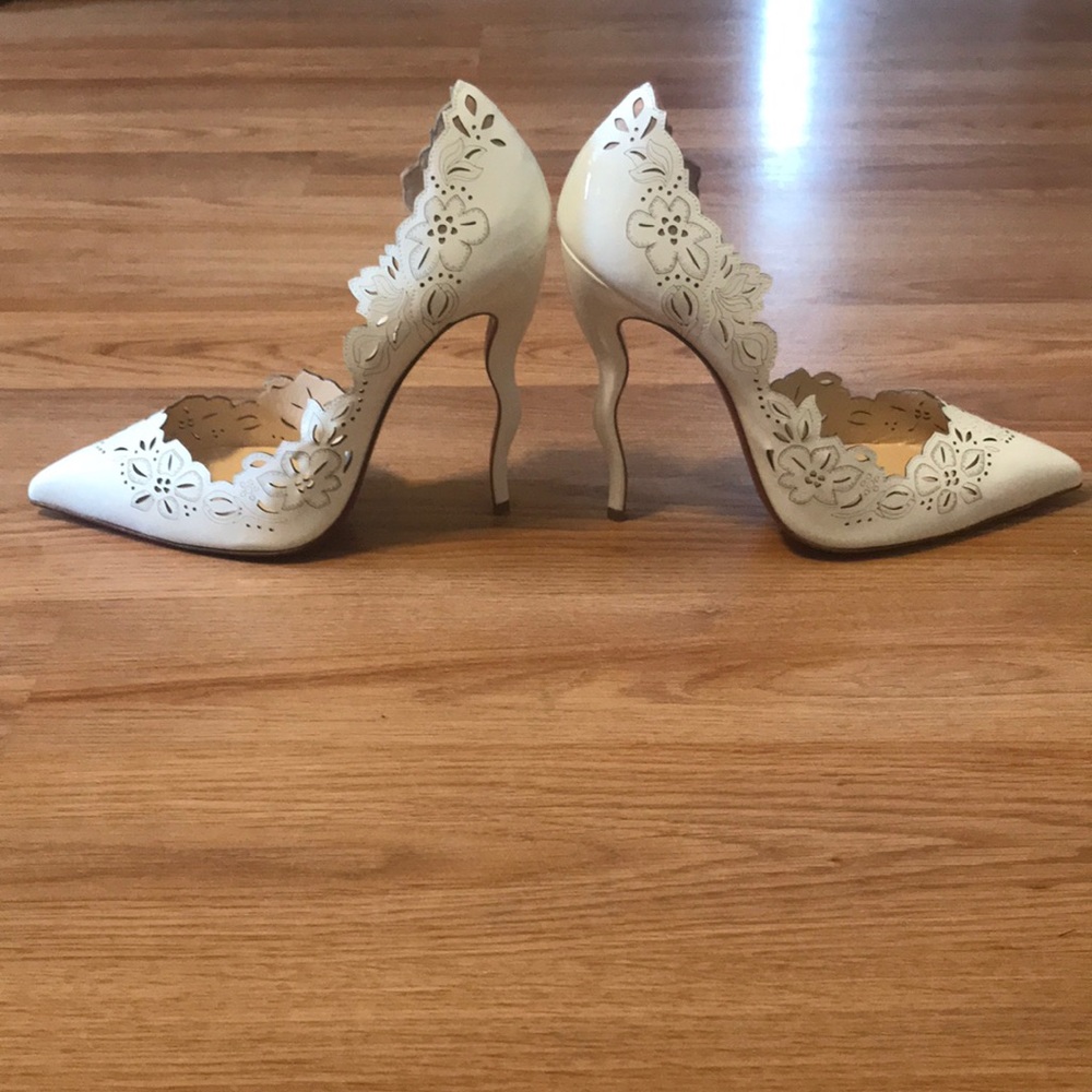 Christian Louboutin beloved 120 patent